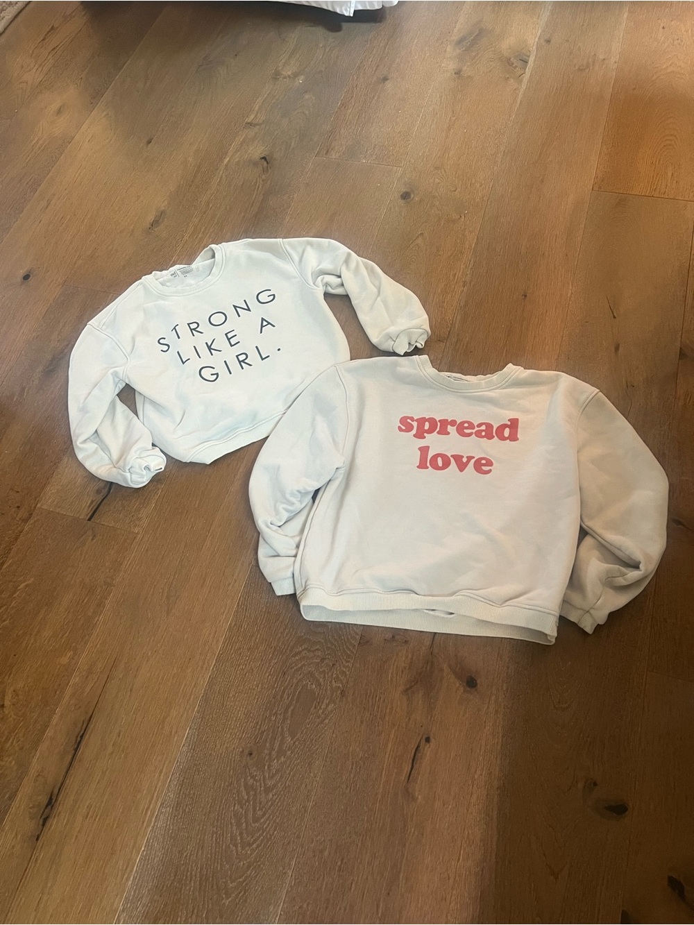 Minimalist Folk Co Girls (2) Sweatshirts Size 6-10 EUC !!!